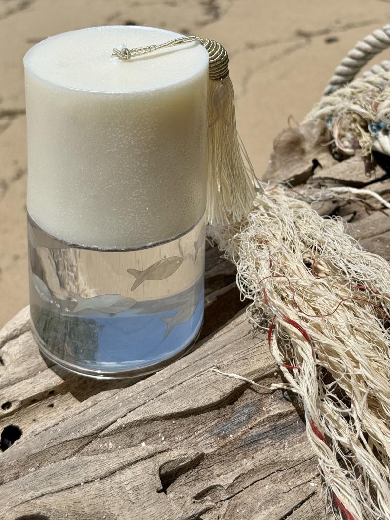 070 Ocean-Inspired Soy Candle with Fish in Epoxy – Big City Art