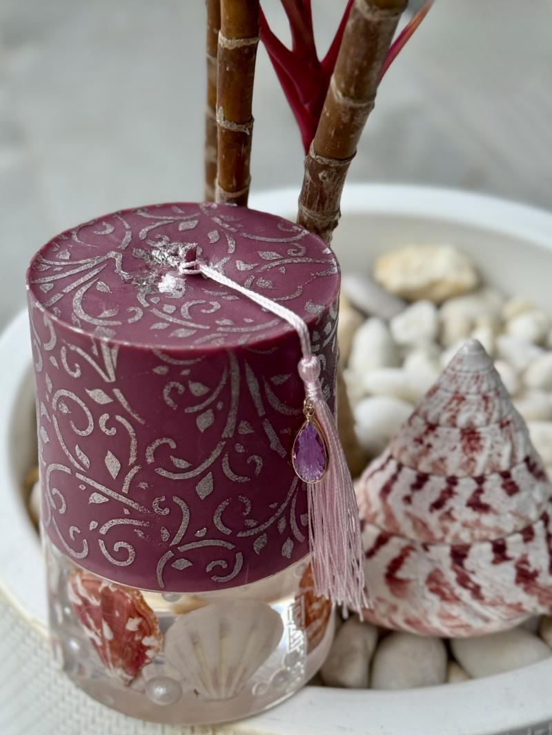 074 Tropical Shell Soy Candle with Epoxy Base – Raspberry & Pearl Edition